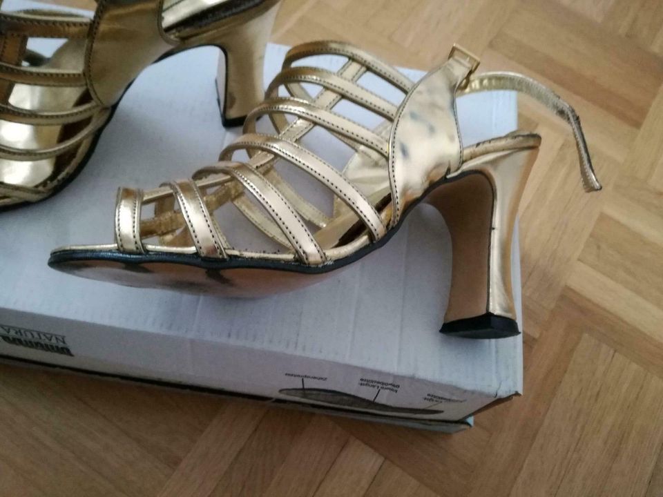 Damen Schuhe gold Größe 36 in Wermelskirchen