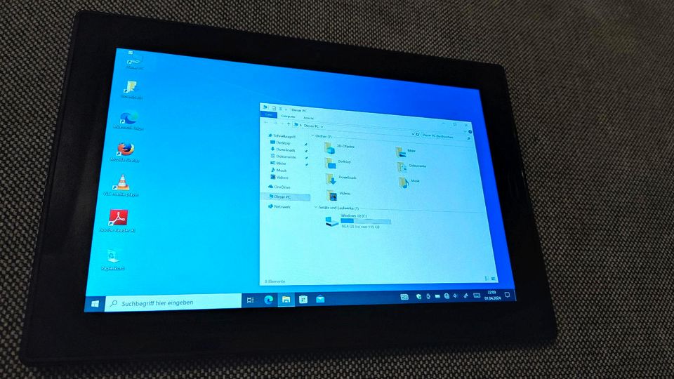 Lenovo Tab10 Tablet 10 Windows 10 Pro in Cloppenburg