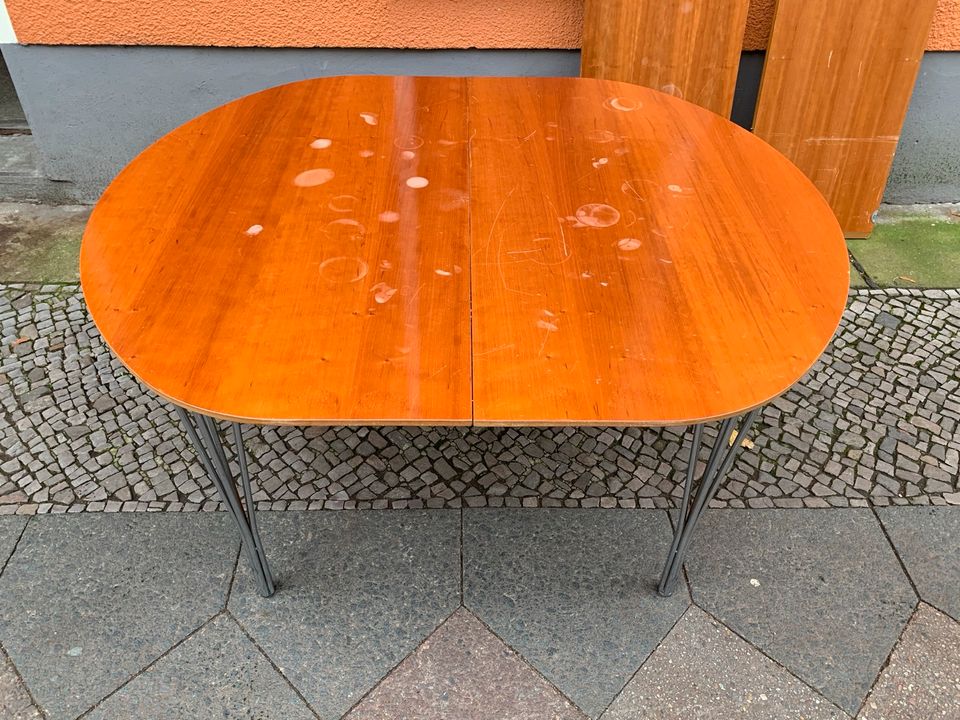 ✓ SALE ✓ Esstisch Tisch wie Fritz Hansen Holztisch mid Century 60er 70er Retro danish Design metallbeine in Berlin