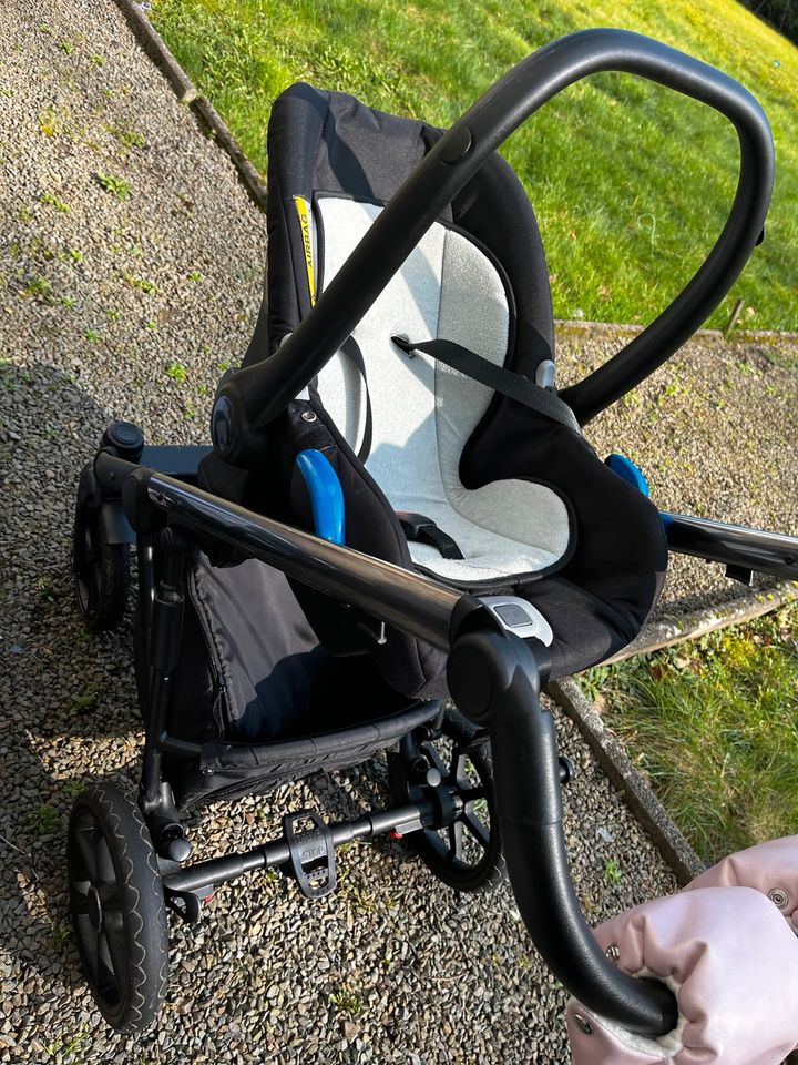 FX Kombi Kinderwagen 3 in 1 in Gummersbach