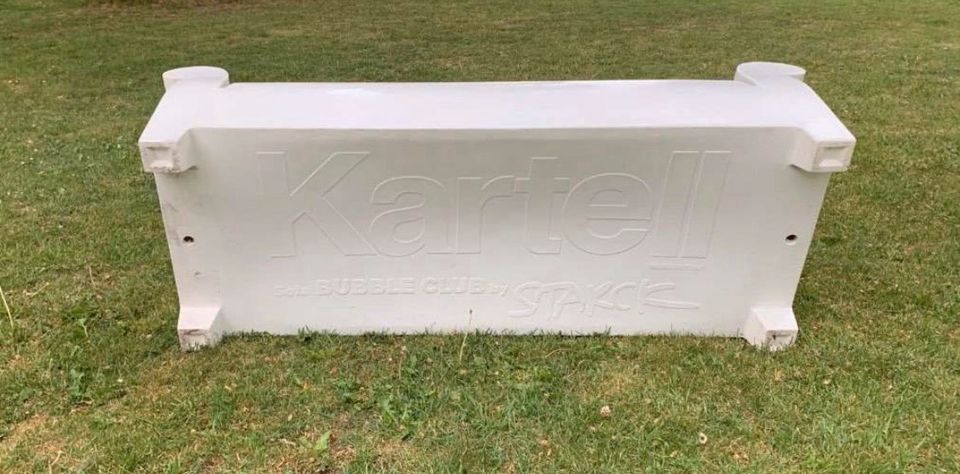 Kartell Gartensofa weiß Gartenmöbel Designerstück in Wittstock/Dosse