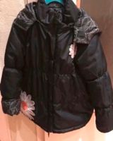 Desigual Winterwendejacke 110/116 wie neu Hessen - Herborn Vorschau