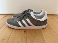 Adidas Gazelle Damenschuhe Größe 38 2/3, grau Nordrhein-Westfalen - Porta Westfalica Vorschau