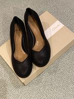 Damenschuh von Clarks in schwarz Nordrhein-Westfalen - Niederkassel Vorschau