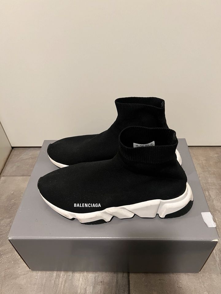 Balenciaga Speed Trainers in Großalmerode