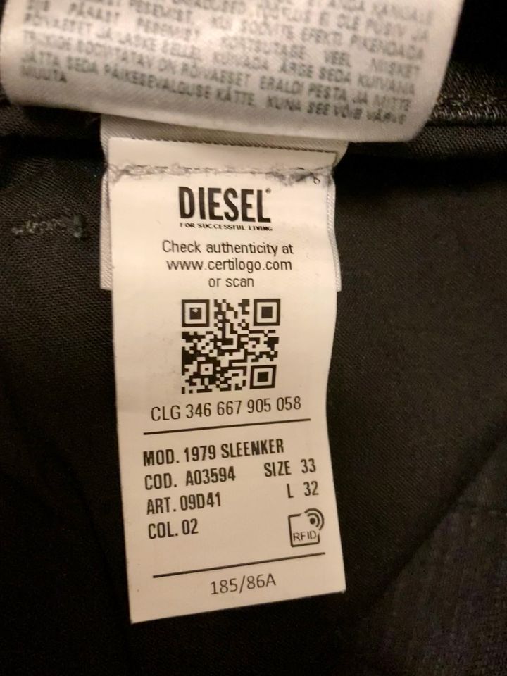 Jeans Diesel Sleenker Schwarz in Markt Schwaben