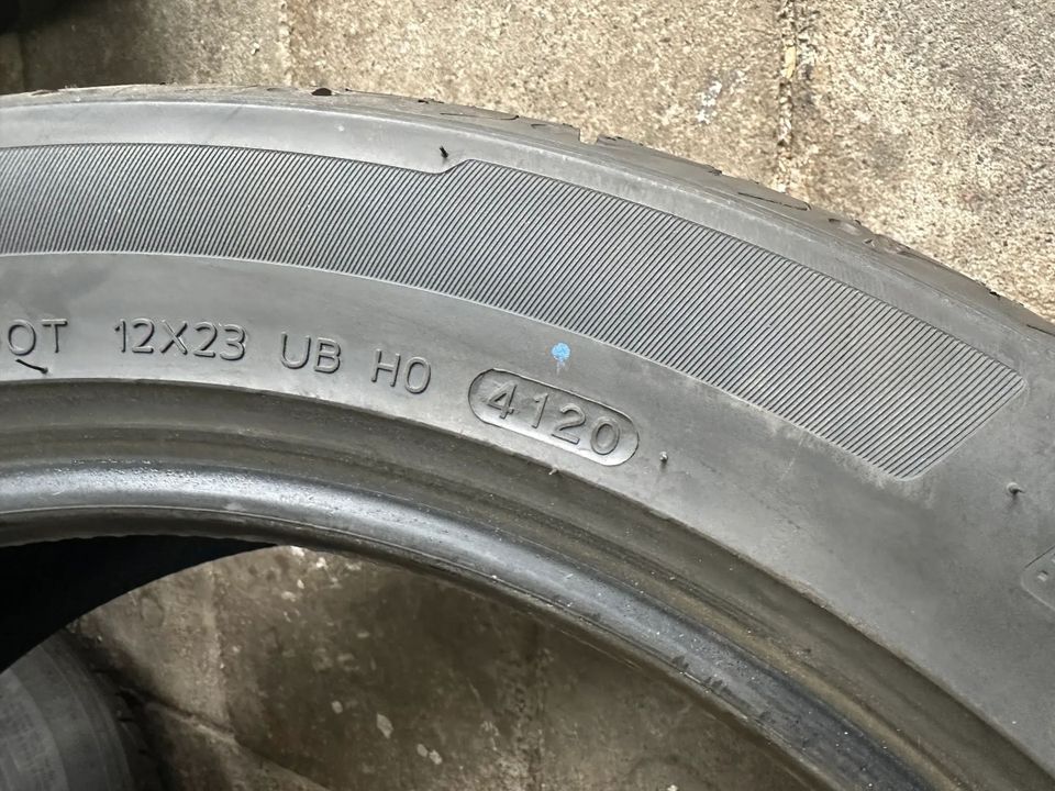 2x Sommerreifen Hankook Ventus S1 evo2 235/50 R19 99V DOT4120/7mm in Frankfurt am Main