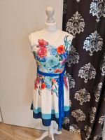 Süßes ungetragenes Kleid Sommer aus Italien Blumen Gr. S / M Baden-Württemberg - Vörstetten Vorschau