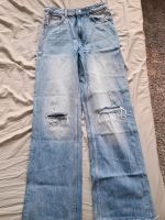 Blaue washed straight leg jeans von Zara mit Löchern in Gr.36 Berlin - Steglitz Vorschau