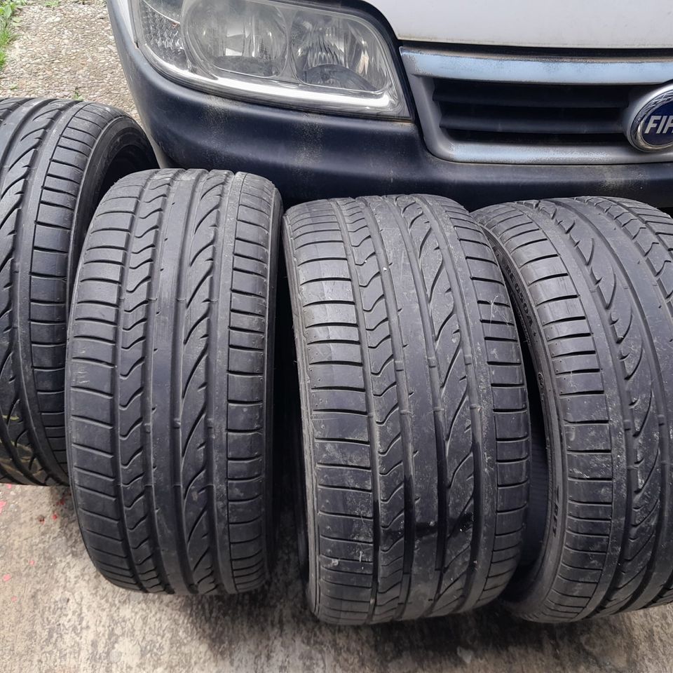 245/40R19 & 275/35R19 Neuwertig in Eschwege