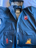 PLAYSHOES Kinder Regenjacke Feuerwehr Jungen, Gr 128 Rostock - Schmarl Vorschau