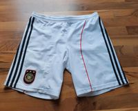 Gr. 164 kurze Hose Adidas Sporthose Fussballhose Funktionshose Dresden - Weixdorf Vorschau