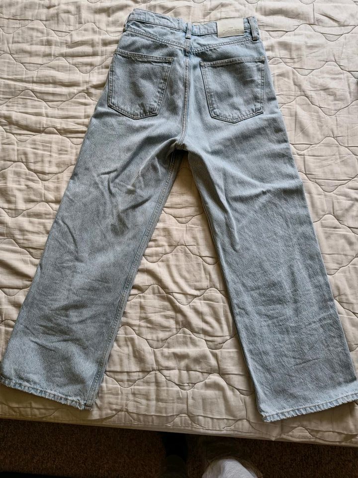 Hellblaue Mango- Jeans, Größe 34 in Verden