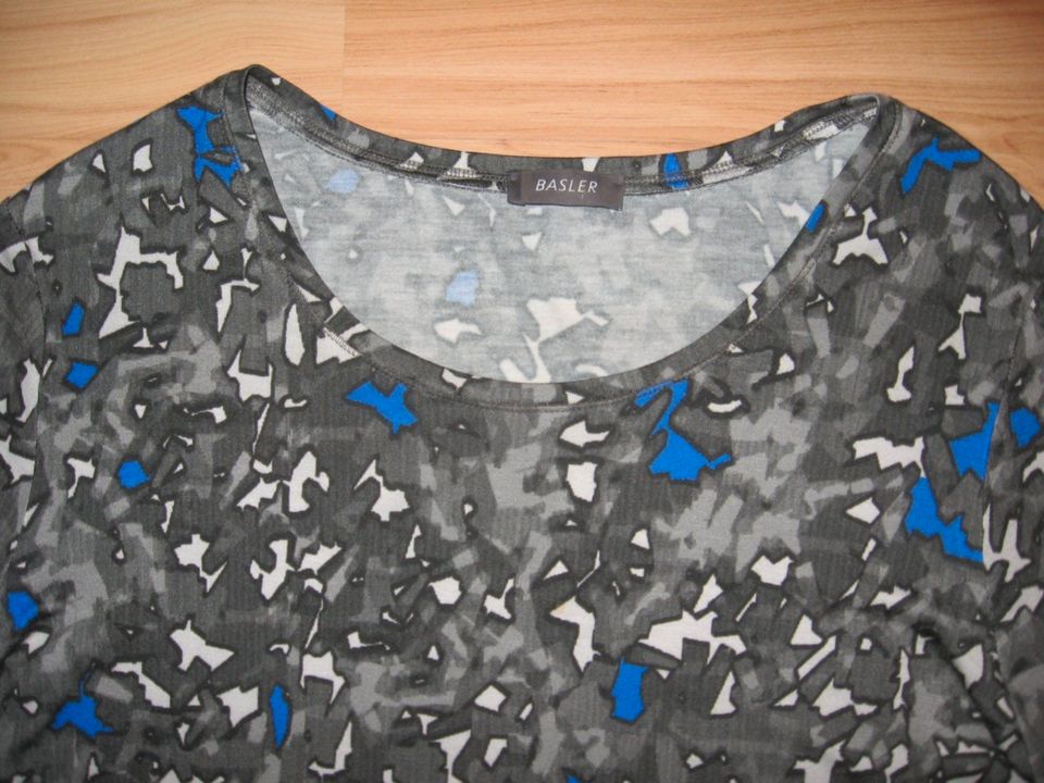 Basler Shirt Gr. 42 grau blau Viskose Stretch in Nürnberg (Mittelfr)
