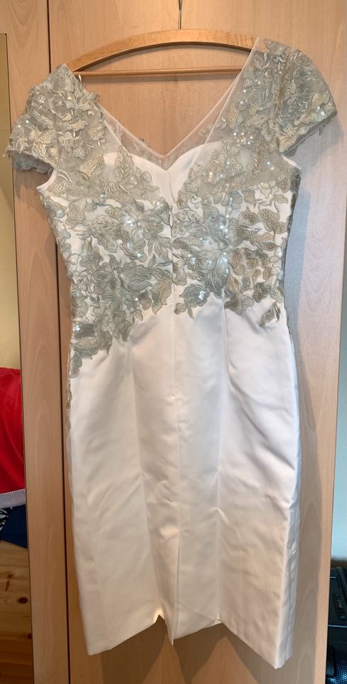 Weißes Etuikleid - Brautkleid - NEU in Bergen