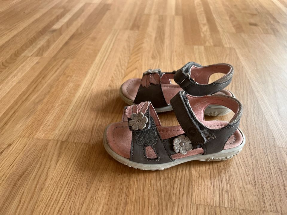 Sandalen aus Leder von Pepino Ricosta Cilla Graphit Größe 25 in Nürnberg (Mittelfr)