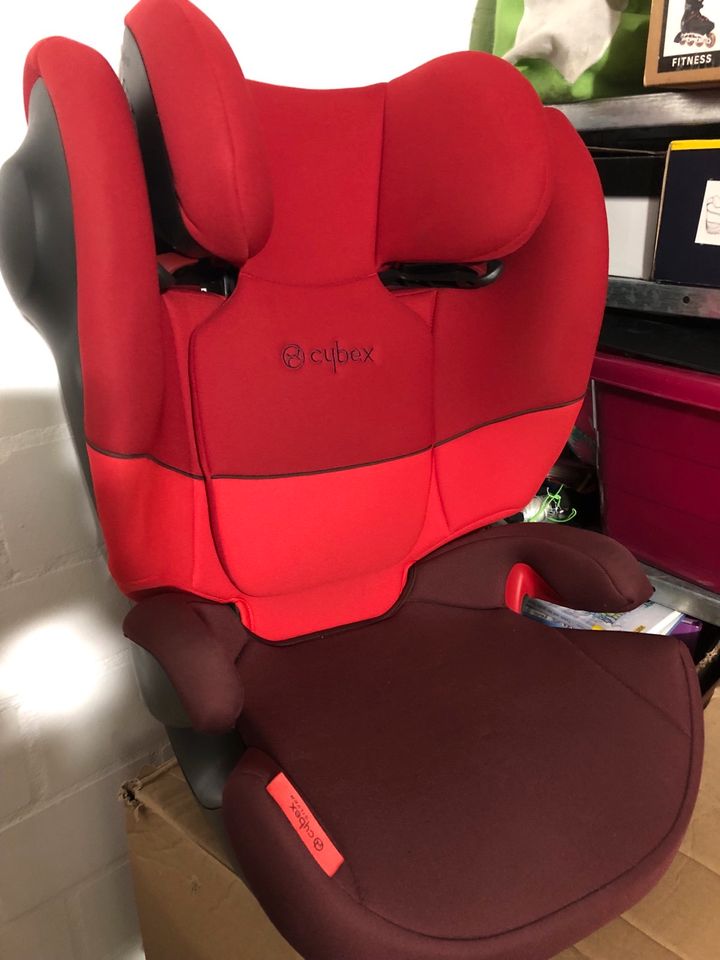 Cybex Solution Kindersitz in Neustadt am Rübenberge