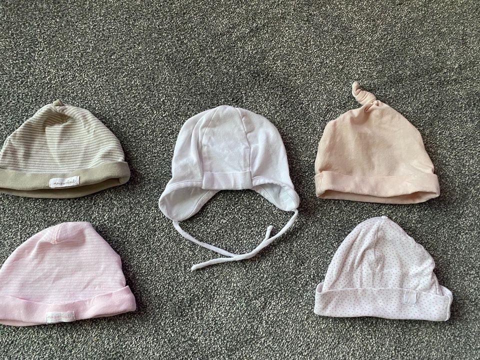 Baby Erstlingsmützen Babymütze H&M Sterntaler Gr. 56 in Essenbach