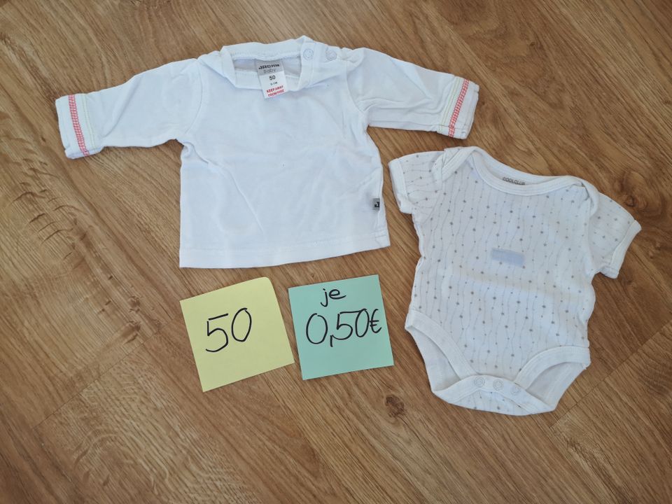 Kleidung ab 0.50€ Gr. 50; Pullover, Body, Schlafanzug in Mistelgau