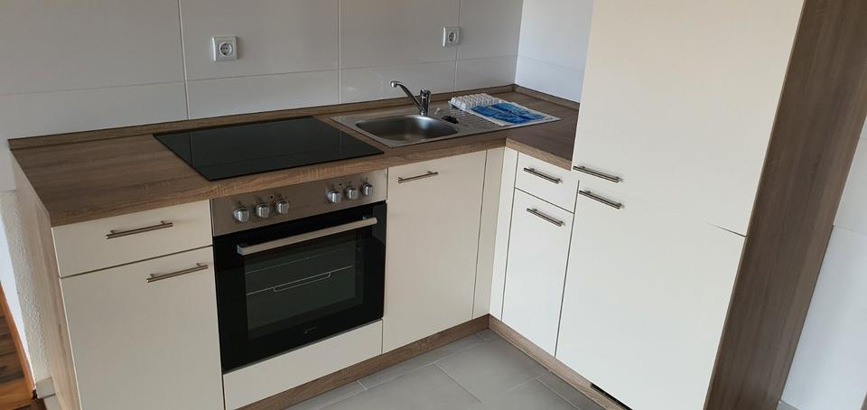 Top-Wohnung 2 Zimmer, 80qm, Balkon in 56204 Hillscheid, Fernsicht in Hillscheid