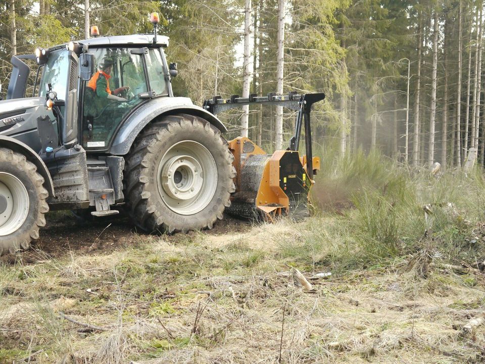 Berti Forstmulcher für 3-Punktanbau / Schlepperanbau in Schmallenberg