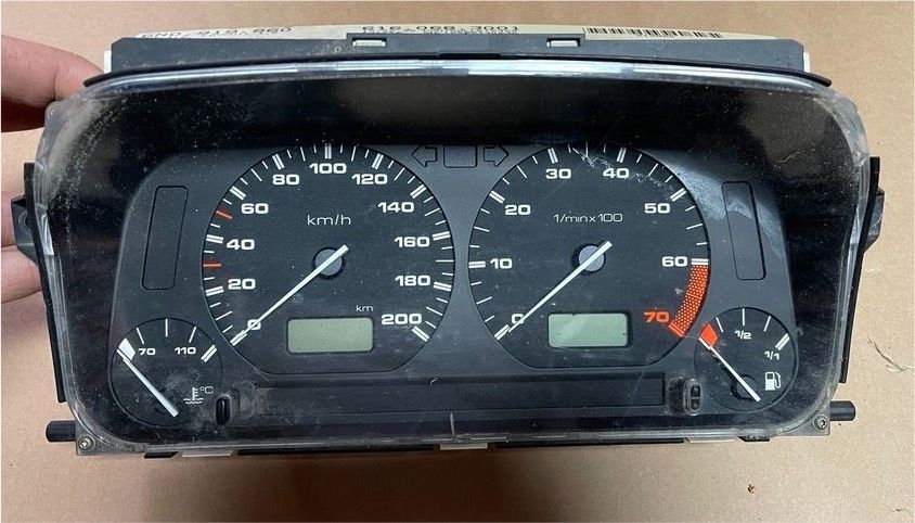 Motometer VW Golf 3 Tacho Tachometer  Vento Volkswagen in Ludwigsfelde