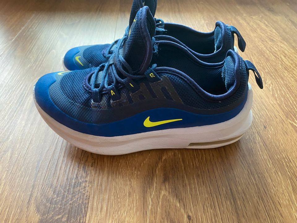 Nike Air Max Größe 33,5 blau in Ebsdorfergrund