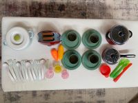 33 Teile für die Kinderküche Töpfe Becher Besteck Teller …. Baden-Württemberg - Achern Vorschau