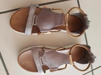 Inuovo Römer Plateau Sandalen echt Leder hell braun Gold Gr.37,,T Saarbrücken-Dudweiler - Dudweiler Vorschau