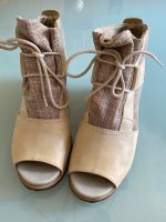 Sorel Sandalen Schuhe beige Damen Gr. 41,5 Sachsen - Chemnitz Vorschau