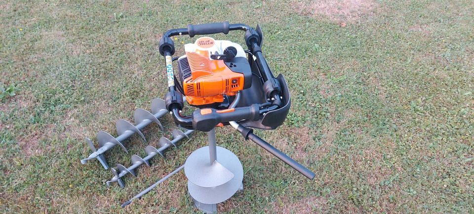 Stihl BT 131 Erdbohrer mieten Erdbohrgerät Erdlochbohrer Zaun in Fridolfing