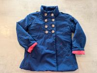 Jacke Brit Island blau rot Punkte Gr. 3/4 Hessen - Gießen Vorschau