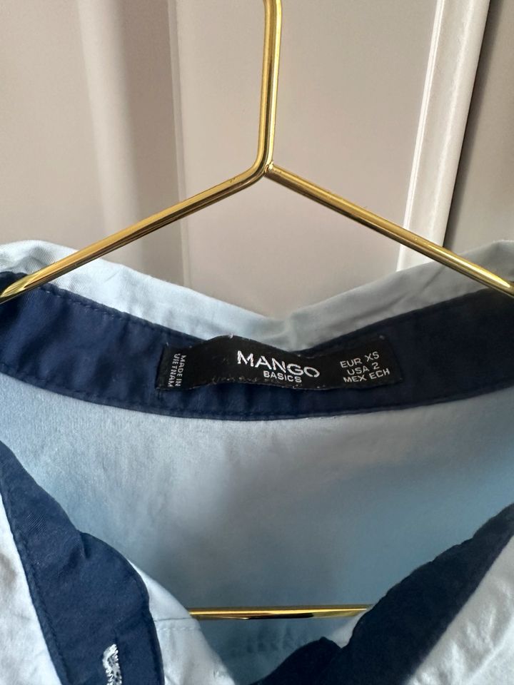 Mango Bluse Hemd hellblau XS neuwertig in Frankfurt am Main