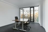 Privater Büroraum für 2 Personen in Regus KuDamm 195 Berlin - Wilmersdorf Vorschau