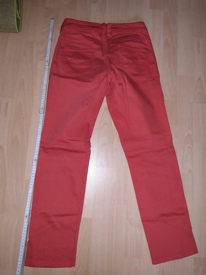 Jeans QS by s. Oliver W 38 L 30 Catie in Arnstein