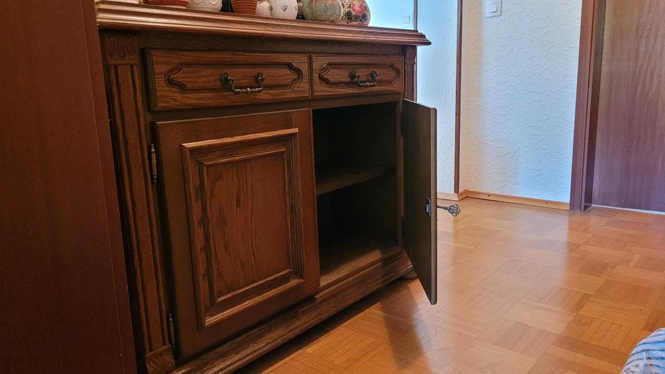 80er Jahre Sideboard / Kommode aus Echtholz in Pforzheim