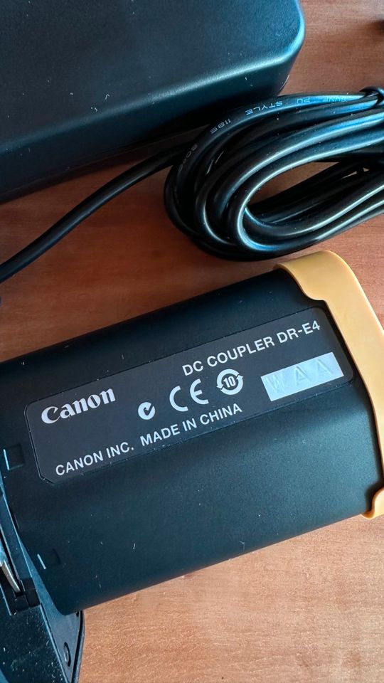 Canon DC Coupler DR-E4 Adapter Kit in Güglingen