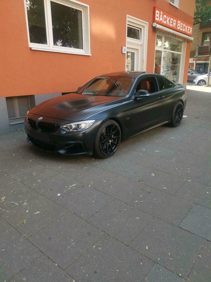 BMW 4er F32 F33 F36 F82 F83 G22, G23, G82, G83 Codierung in Hamburg