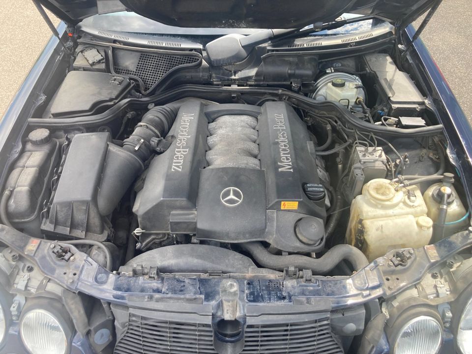 Mercedes-Benz E 430 T Avantgarde Xenon Memory 2.Hand Scheckheft in Ettenheim