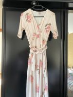 Only Maxikleid vintage beige/Creme geblümt S/M Hessen - Heuchelheim Vorschau