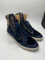 Elisabetta Franchi Damen Sneaker Gr. 39 in blau aus Leder/Samt Hamburg-Nord - Hamburg Alsterdorf  Vorschau