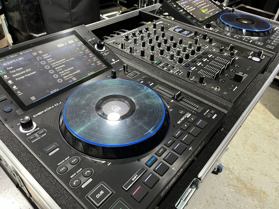 Denon DJ SC6000 Prime DJ-Medienplayer mit Denon X1850 und Case in Weißenfels