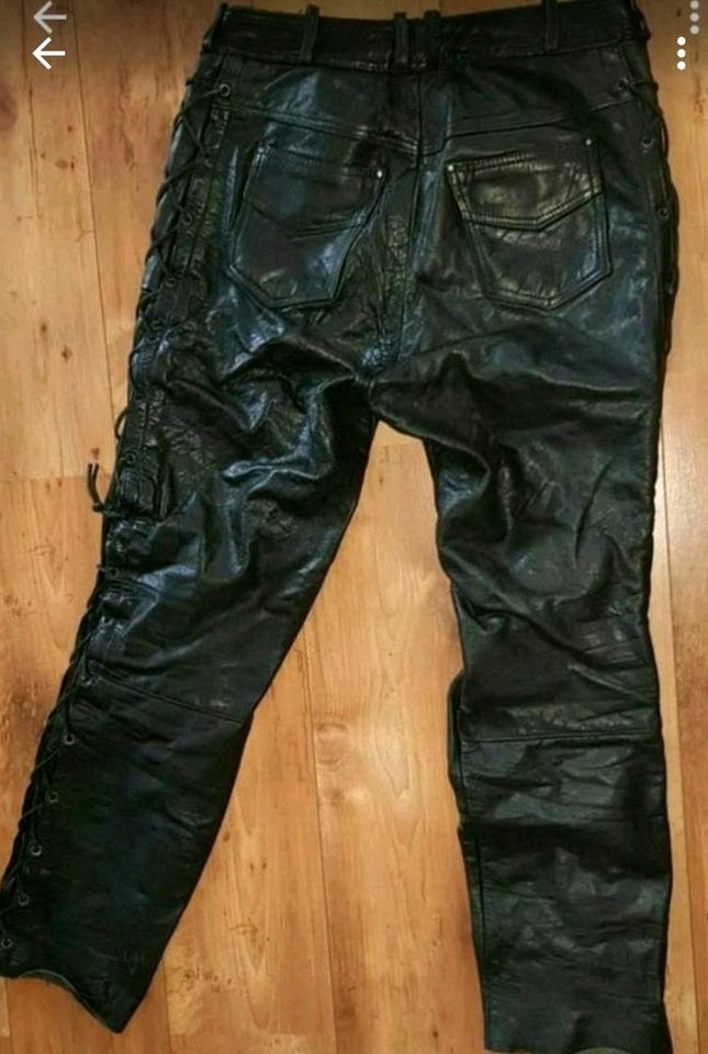 Lederhose/Echtlederhose , Größe L , in schwarz in Hamburg