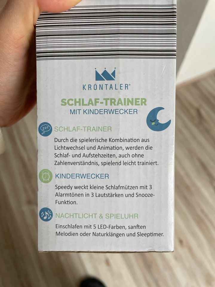 Schlaf-Trainer mit Kinderwecker in Frankfurt am Main