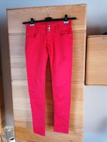 Madonna Jeans Gr. S dunkelrot Bayern - Straubing Vorschau