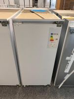 Statt 400€ Privileg PRFI 336 Einbau-Kühlschrank mit Gefrierfach / 183 L Nutzinhalt / LED-Licht / Einfache Festtürmontage (Nische 122 cm), weiß Hessen - Hainburg Vorschau