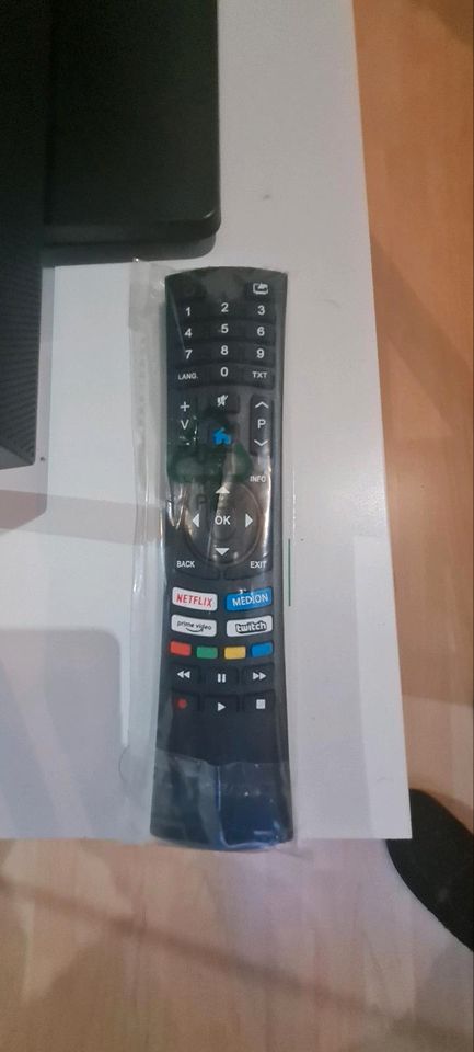 Tv LCD Medion 26 Zoll mit Fire Stick in Witten