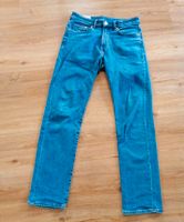 H&M Jeans Regular fit Gr. 30/32 Hessen - Biebergemünd Vorschau