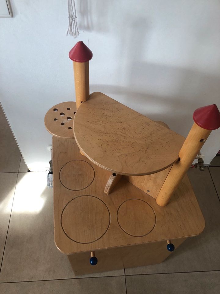 Holz-Küche für Kinder in Hausten