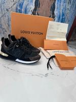 Louis Vuitton Damen Sneaker sehr gut erhalten Nordrhein-Westfalen - Gelsenkirchen Vorschau